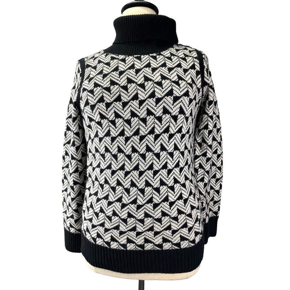 Talbot’s Thermolite Black & White Ski Sweater, Women’s Size Medium